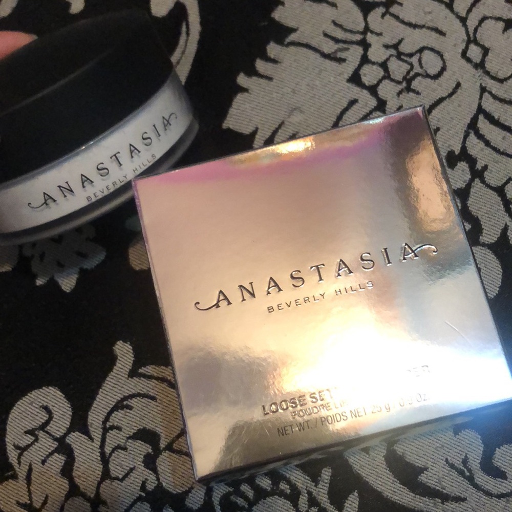 NIB Anastasia Beverly Hills Loose Setting Powder